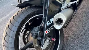 Yamaha YZF R6 (2006 - 07)  (6)