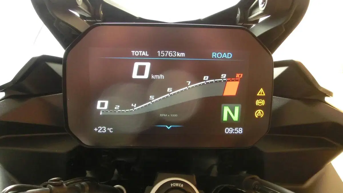 Bmw F 900 XR (2020 - 24)  (2)