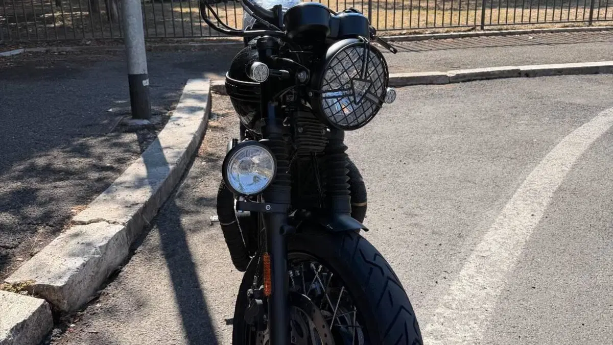 Triumph Bonneville T120 (2016 - 20)  (3)