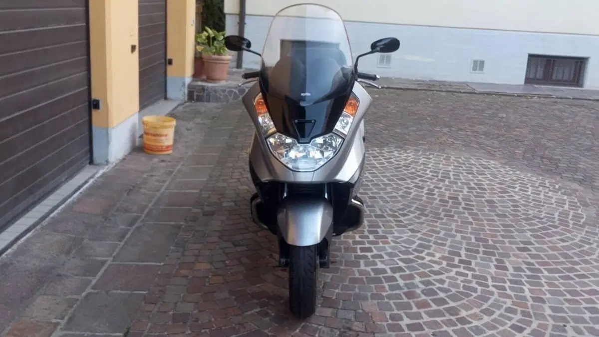 Aprilia Atlantic 500 (2003 - 04)  (8)