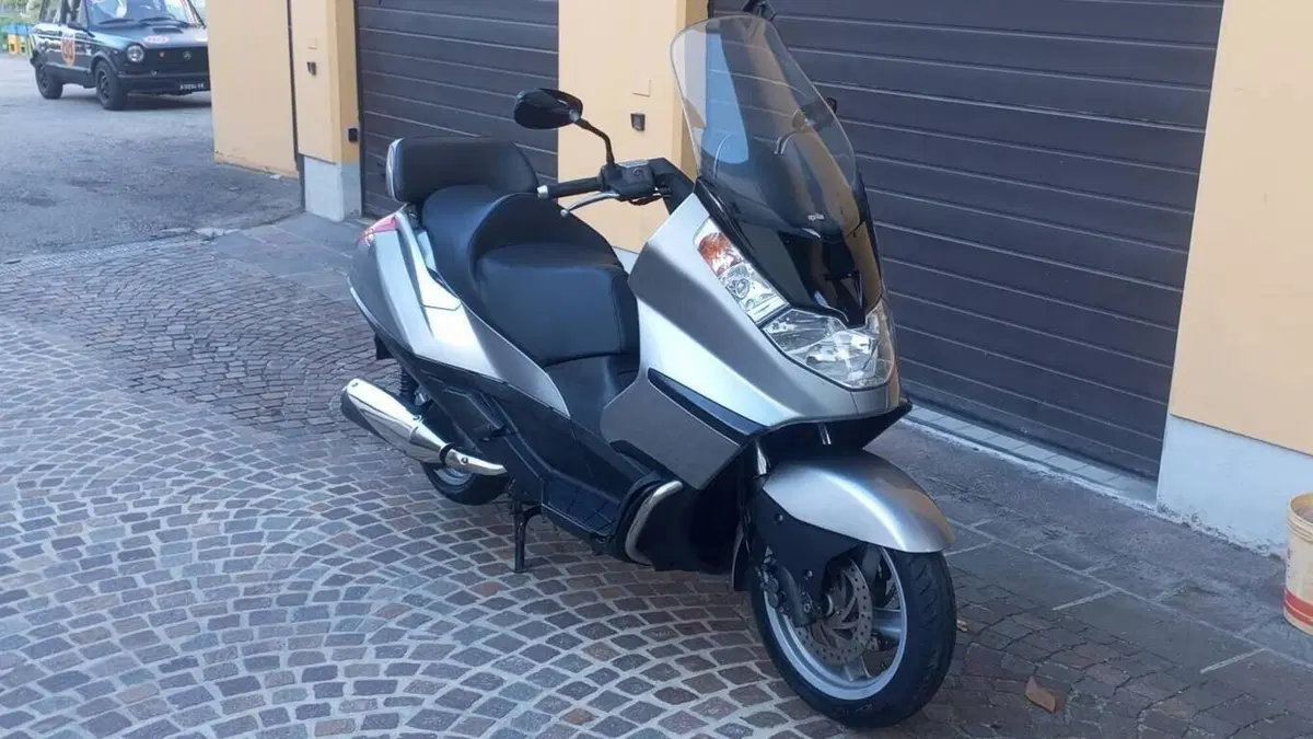 Aprilia Atlantic 500 (2003 - 04)  (9)