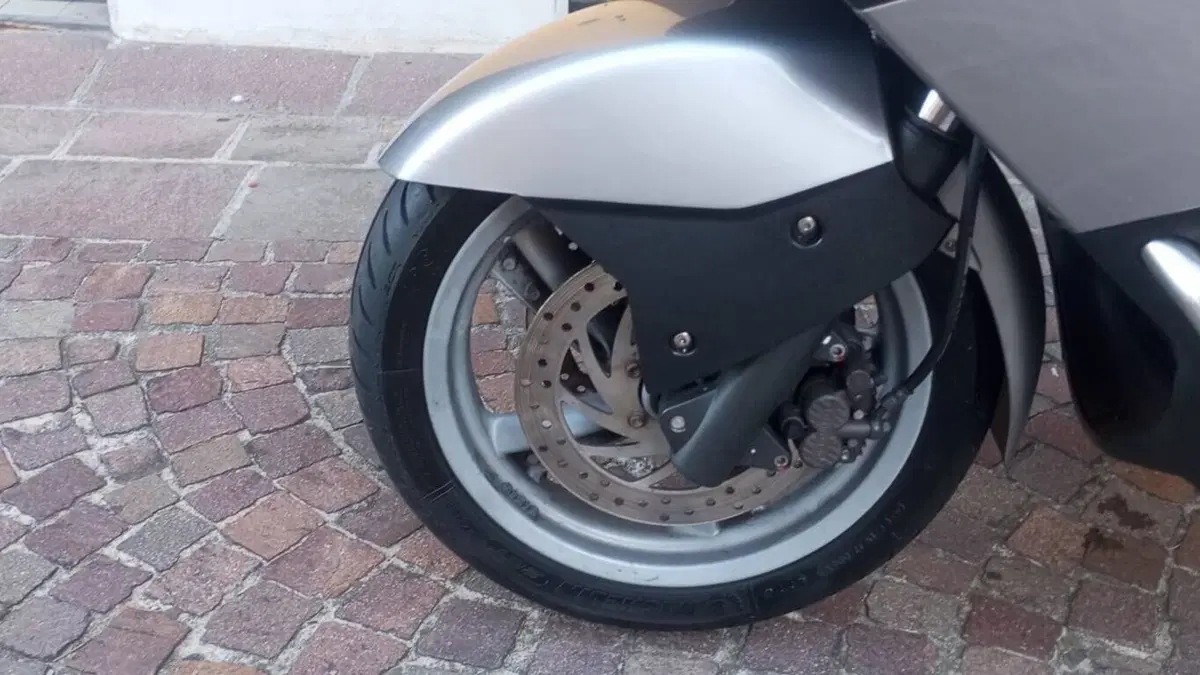 Aprilia Atlantic 500 (2003 - 04)  (18)