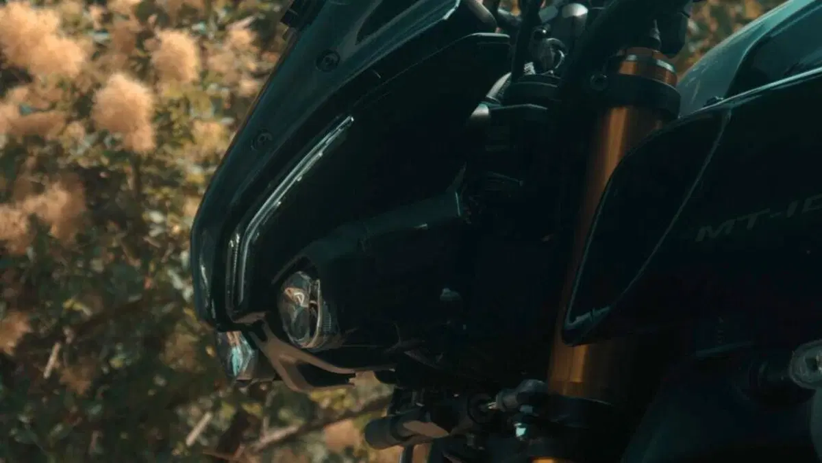 Yamaha MT-10 SP (2022 - 25)  (15)