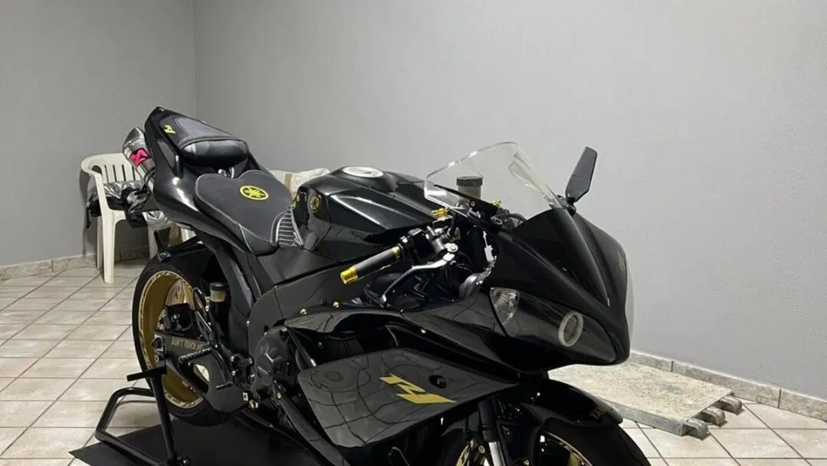 Yamaha YZF R1 (2009 - 11)  (2)