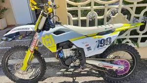 Husqvarna FC 450 (2024)  (2)