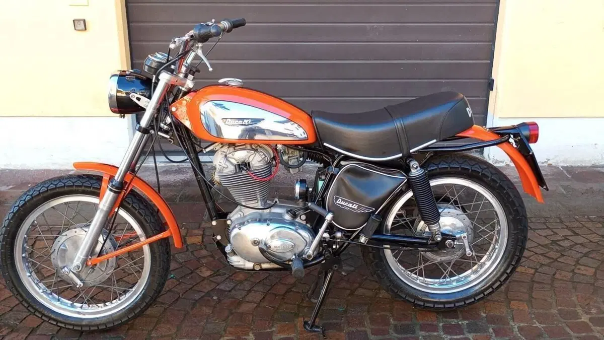 Ducati   (2)