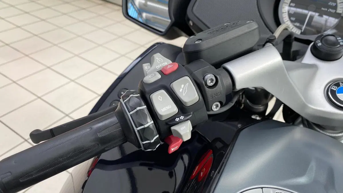 Bmw R 1200 RT (2017 - 18)  (2)