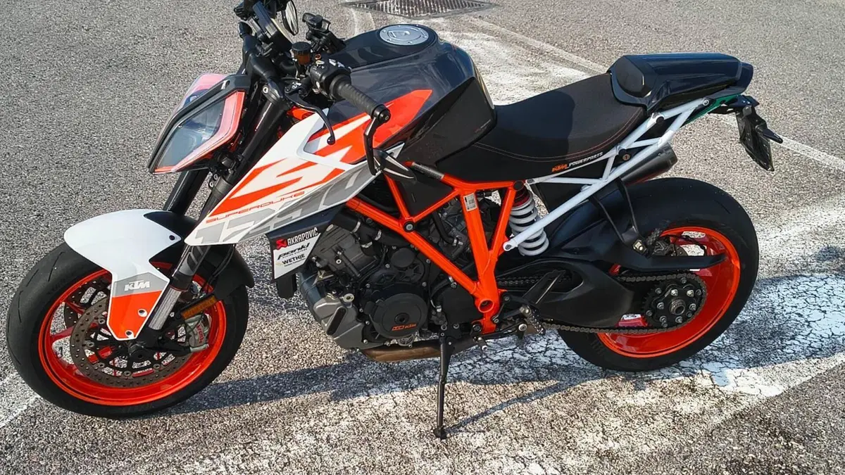 KTM 1290 Super Duke R ABS (2017 - 18)  (2)