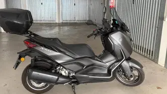 Yamaha X-Max 300 (2021 - 24) usata