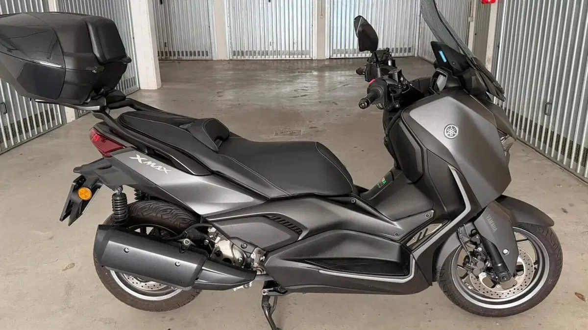 Yamaha X-Max 300 (2021 - 24)  (5)