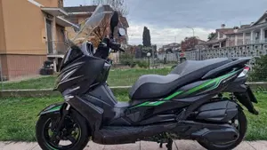 Kawasaki J 300 (2017 - 21) 
