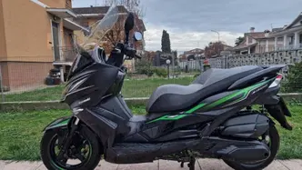 Kawasaki J 300 (2017 - 21) usata