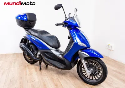 Piaggio Beverly 300 ABS-ASR (2021 - 25) - Annuncio 10089535