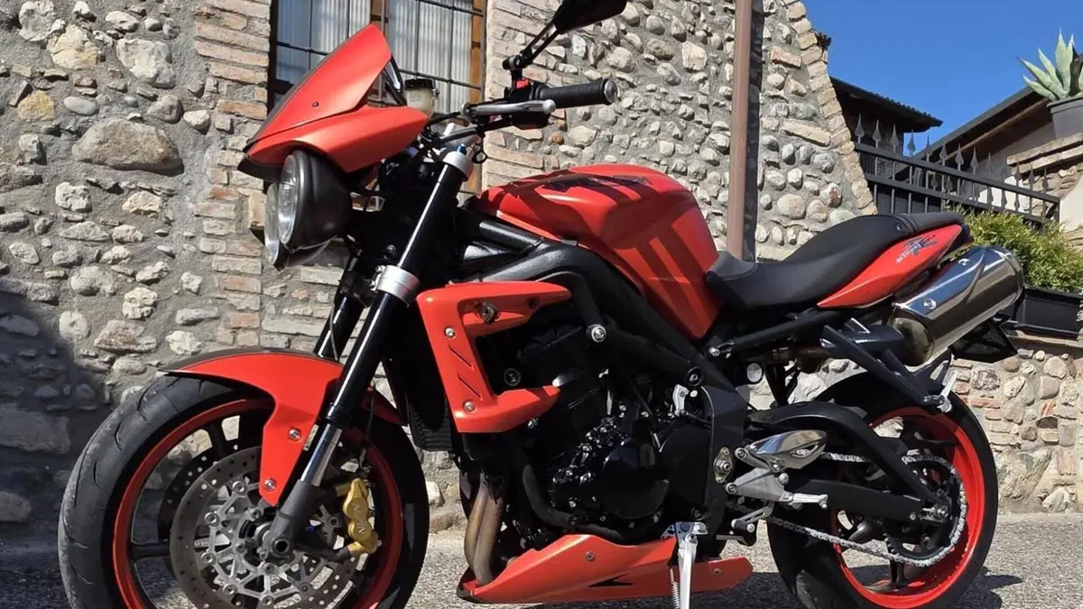 Triumph Street Triple R (2009 - 12)  (7)
