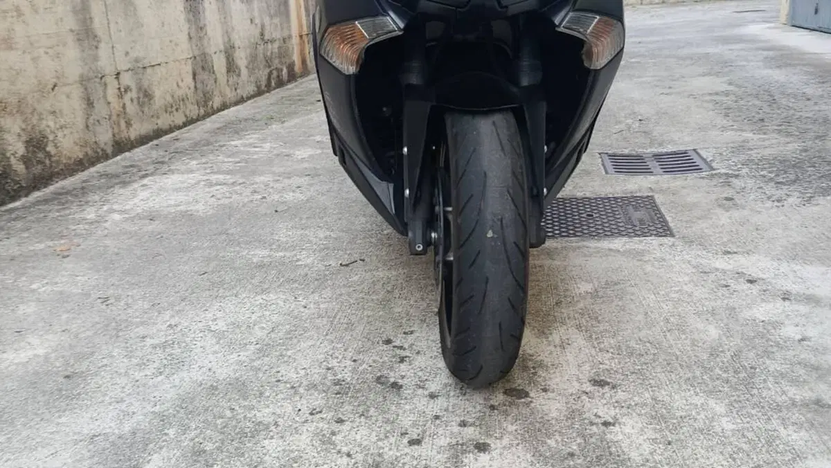 Yamaha T-Max 530 ABS (2012 - 14)  (10)