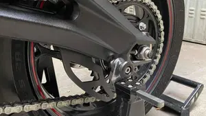 Triumph Street Triple R (2017 - 20)  (17)