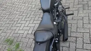 Harley-Davidson 883 Custom (2008 - 12) - XL 883C  (4)