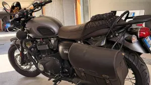 Triumph Bonneville T120 (2016 - 20)  (4)