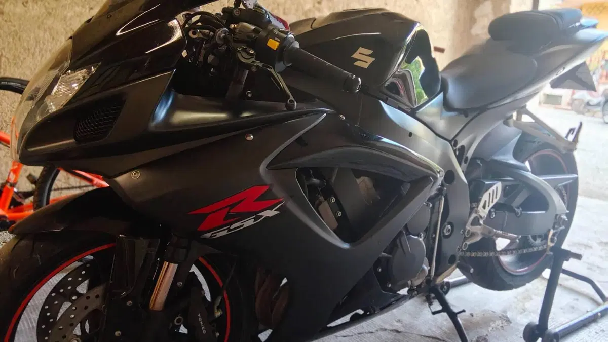 Suzuki GSX R 750 (2006 - 07) 