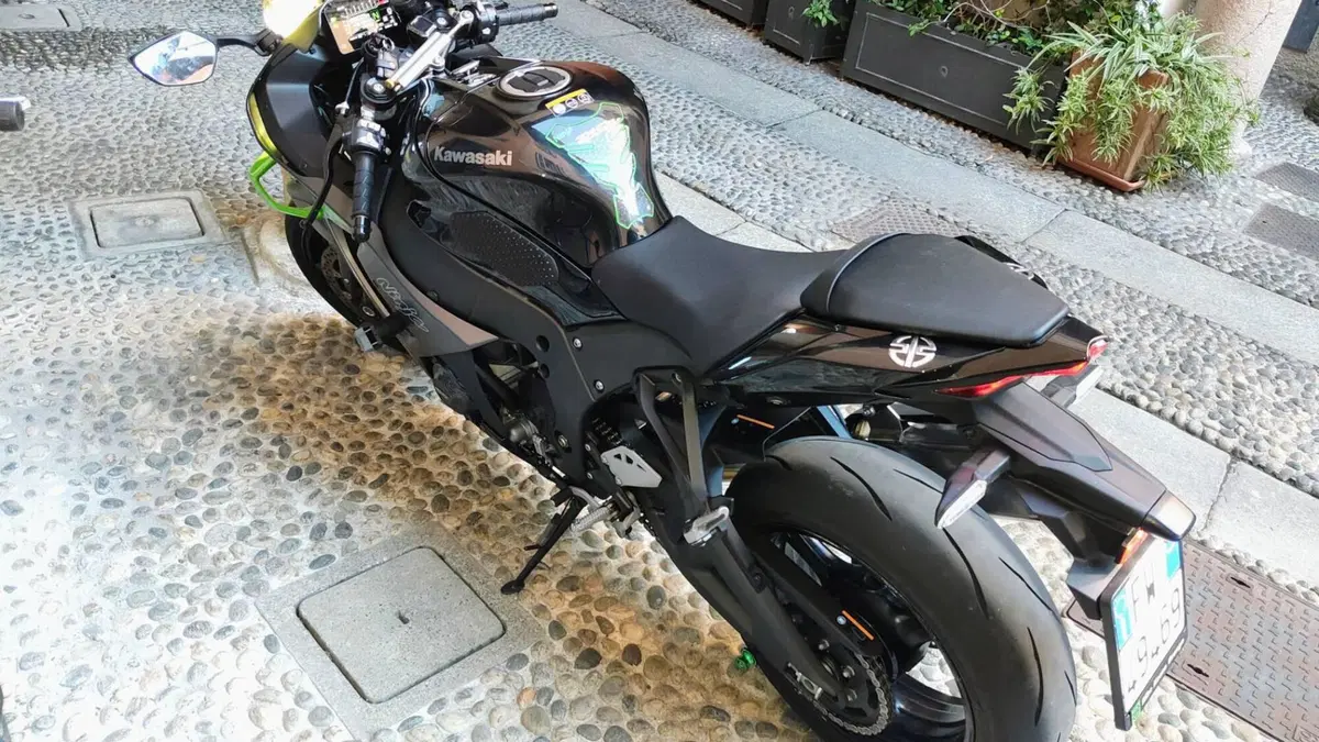 Kawasaki Ninja 1000 ZX-10R Performance (2026) 