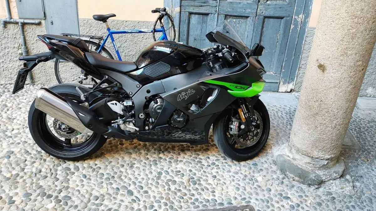 Kawasaki Ninja 1000 ZX-10R Performance (2026)  (4)