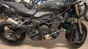 Benelli 752 S (2019 - 20)  (2)