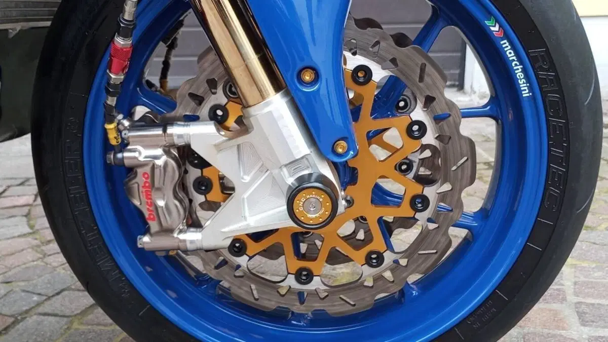 Ducati   (17)