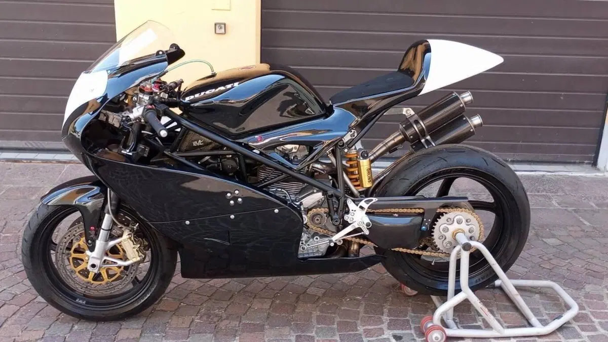 Ducati   (2)