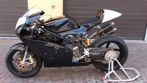 Ducati   (2)