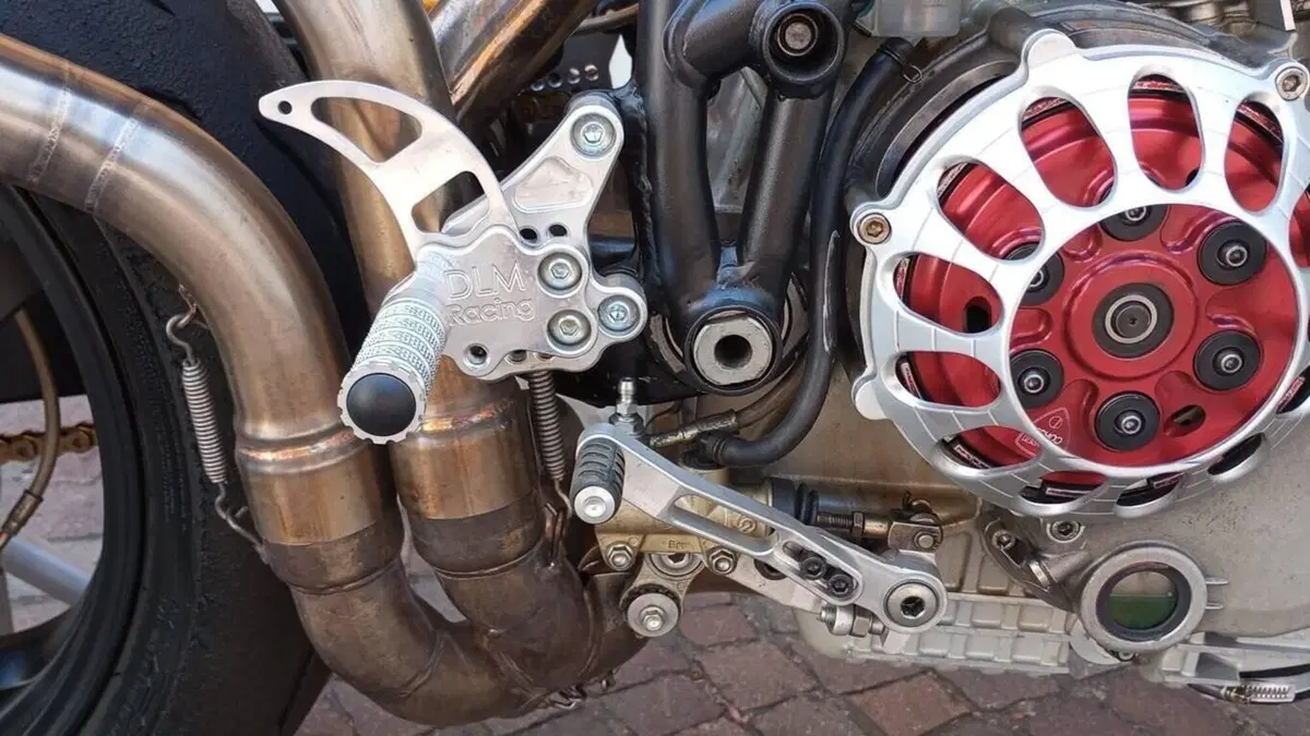 Ducati   (8)