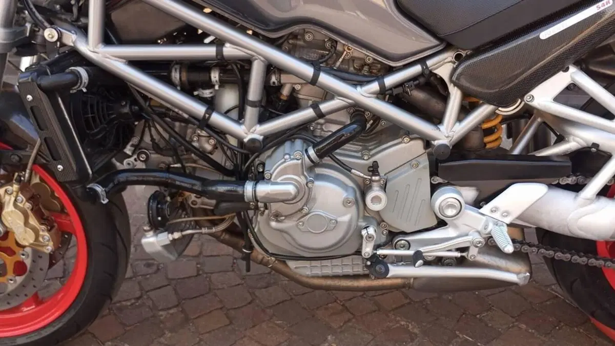 Ducati   (4)
