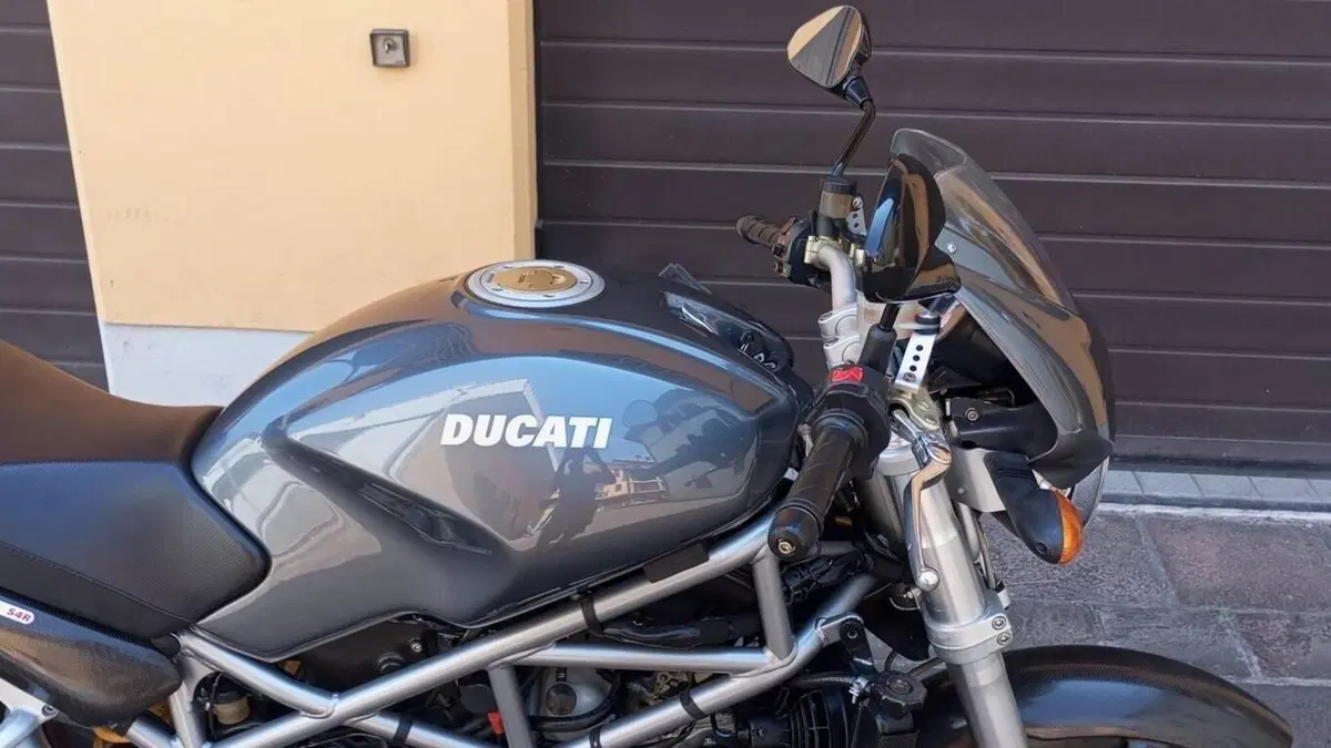 Ducati   (8)