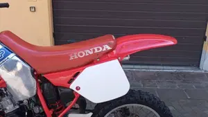 Honda   (6)