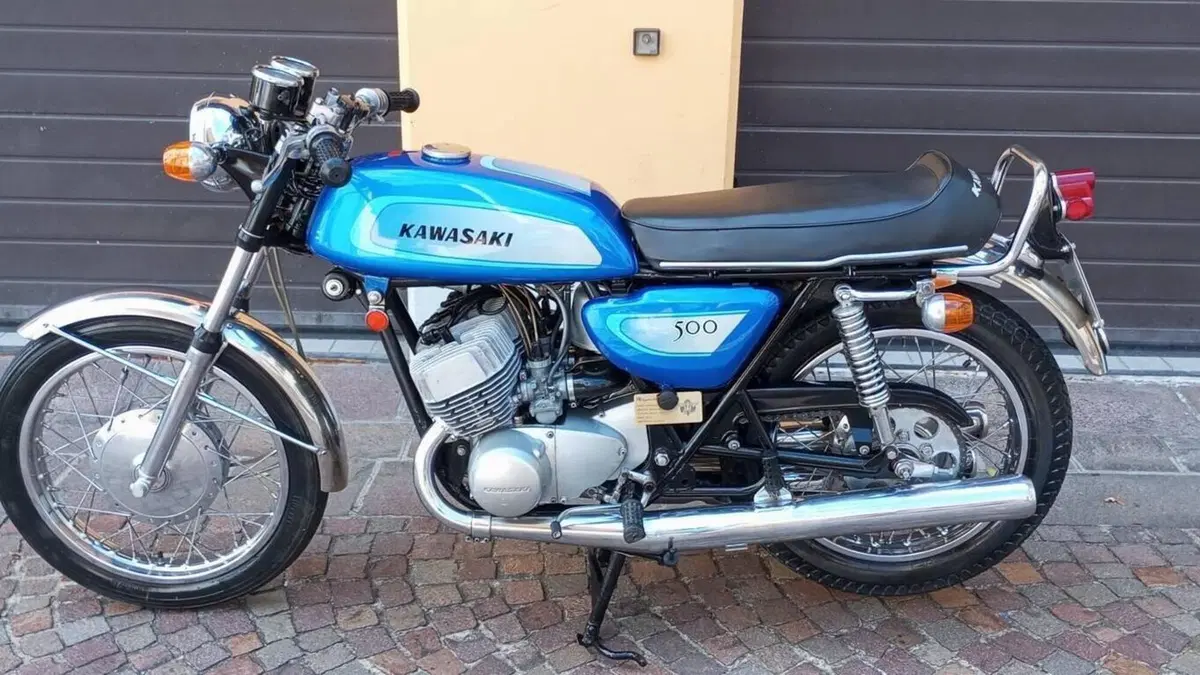 Kawasaki   (2)