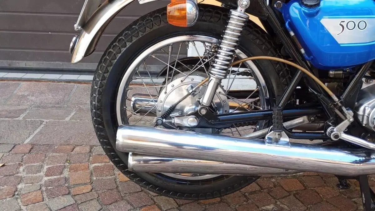 Kawasaki   (5)