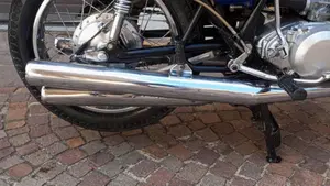Kawasaki   (9)