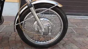 Kawasaki   (16)