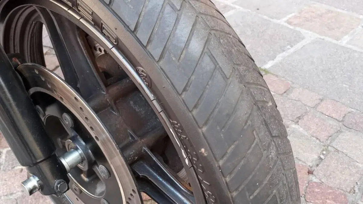 Kawasaki   (7)