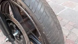 Kawasaki   (7)
