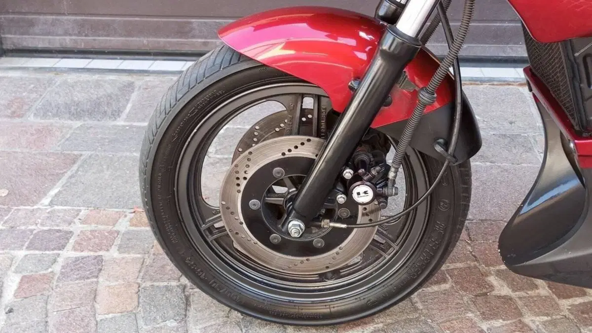 Kawasaki   (10)