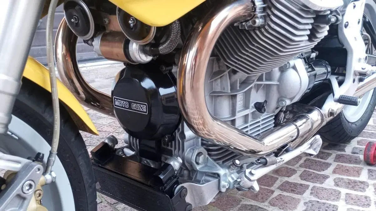 Moto Guzzi   (8)