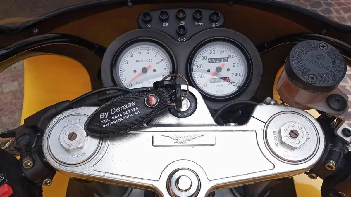 Moto Guzzi   (9)