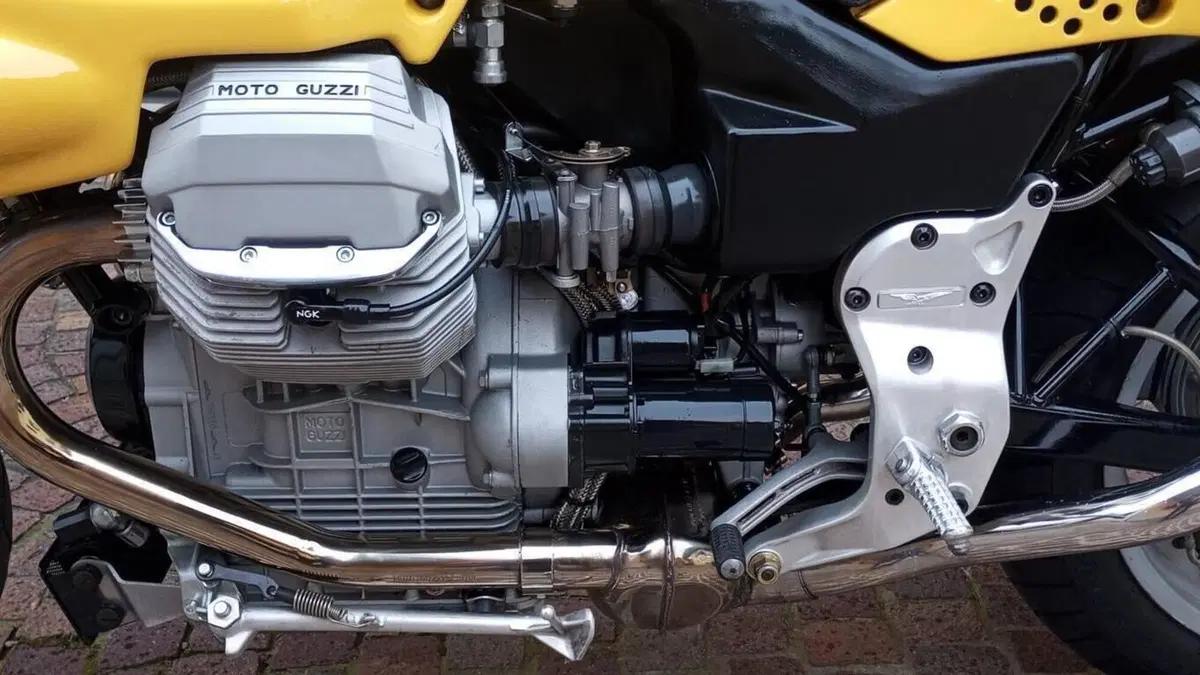 Moto Guzzi   (10)
