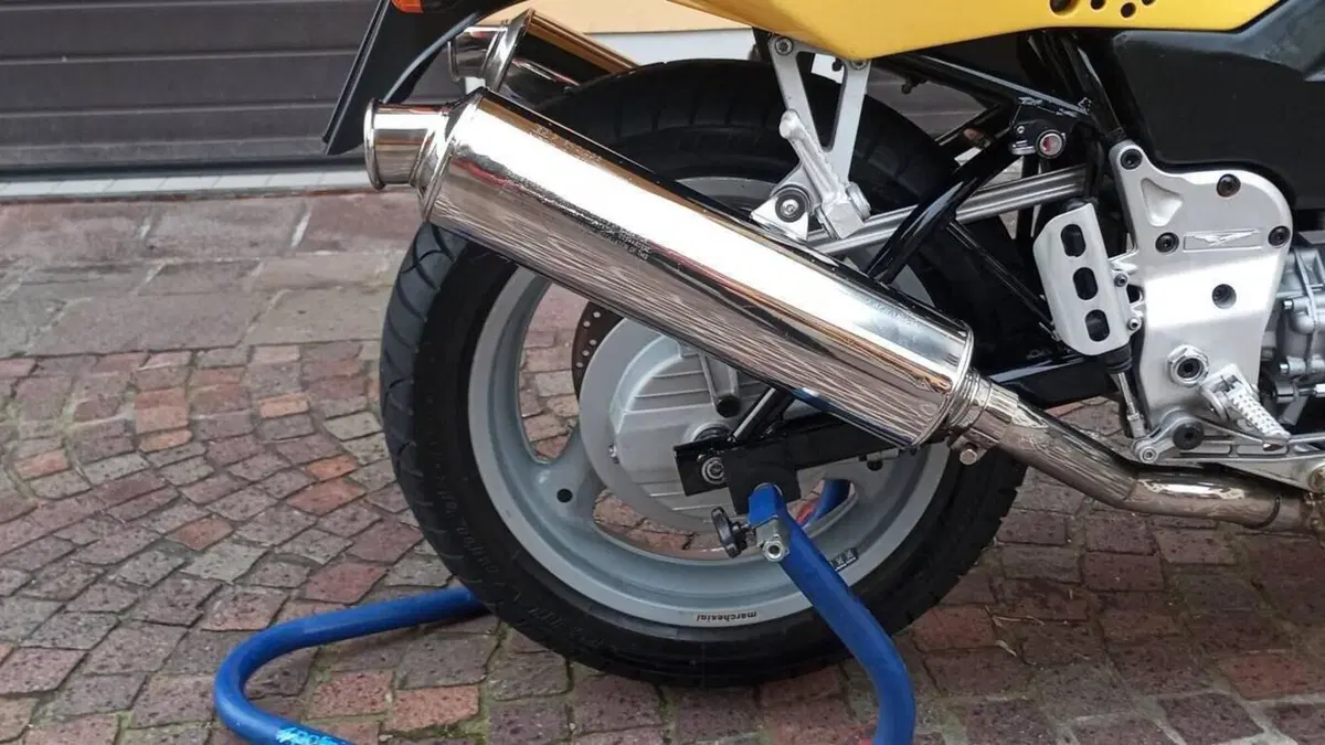 Moto Guzzi   (15)