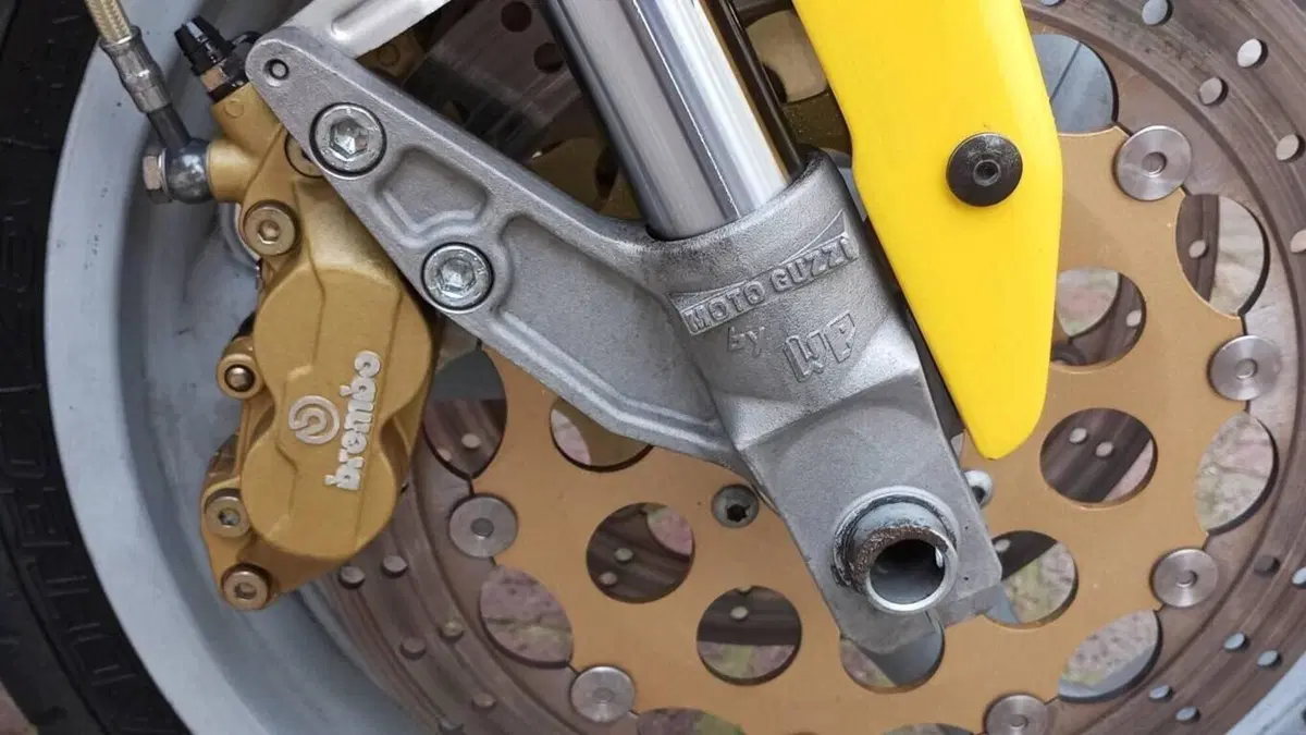 Moto Guzzi   (18)