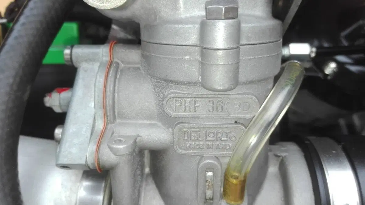 Moto Guzzi   (19)