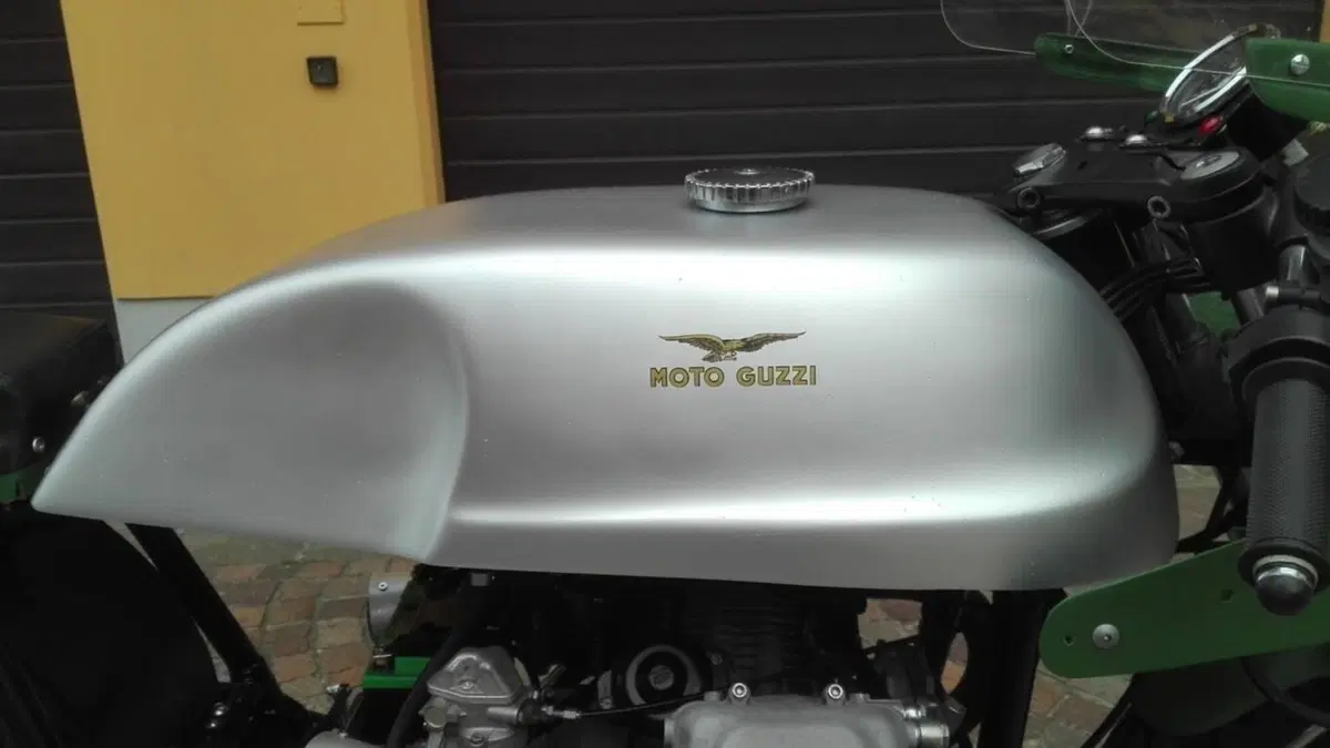 Moto Guzzi   (20)
