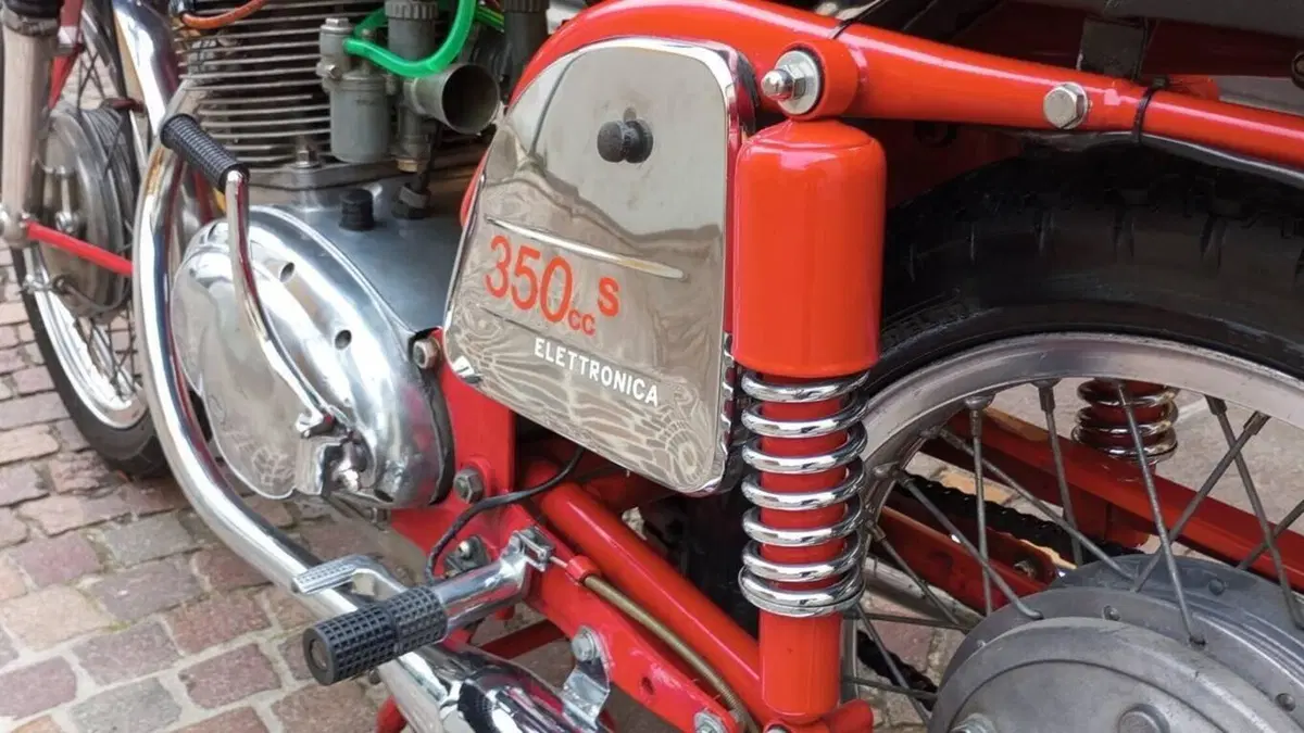 MV Agusta   (11)