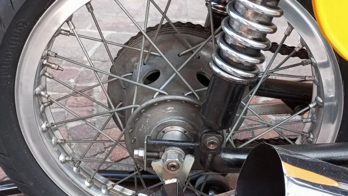 Norton   (5)