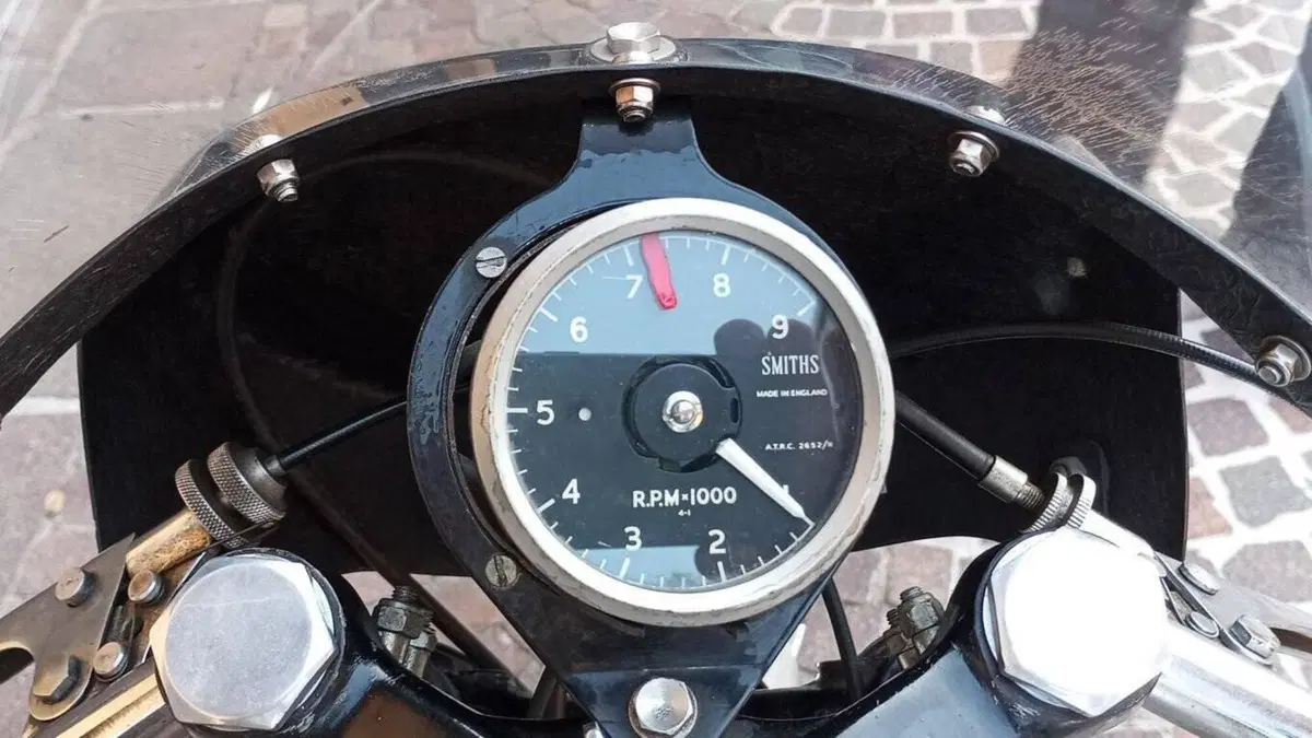Norton   (8)